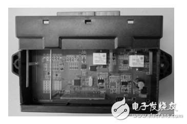 汽车电子控制器的模态仿真技术研究,图1：控制器的实物图,第2张