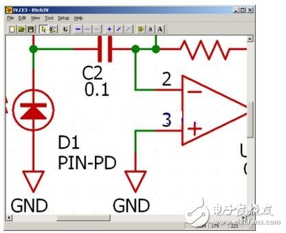 PCB元件布置技巧，PCB拼版设计方案，PCB绘图除了DXP这类软件还有什么能绘制？,贴片加工中电路板应能承受安装和工作中所受的各种外力和震动。为此电路板应具有合理的形状，板上的各种孔（螺钉孔、异型孔）的位置要合理安排。一般孔与板边距离至少要大于孔的直径。同时还要注意异型孔造成的板最薄弱的截面也应具有足够的抗弯强度。板上直接“伸”出设备外壳的接插件尤其要合理固定，保证长期使用的可靠性。,第5张